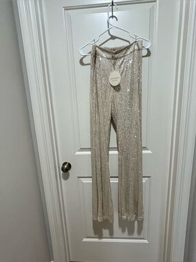Saints & Hearts women’s size M Sequin lined flare Pants —  Cream Sparkle. NWT